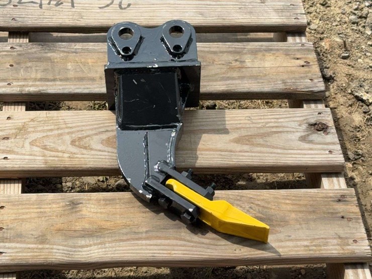 mini-excavator-ripper-tooth-attachment-image-1