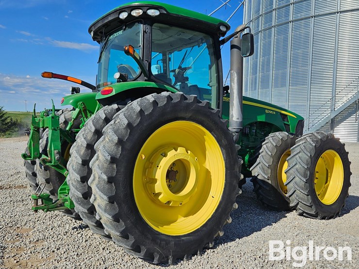 2010-john-deere-8295r-image-5