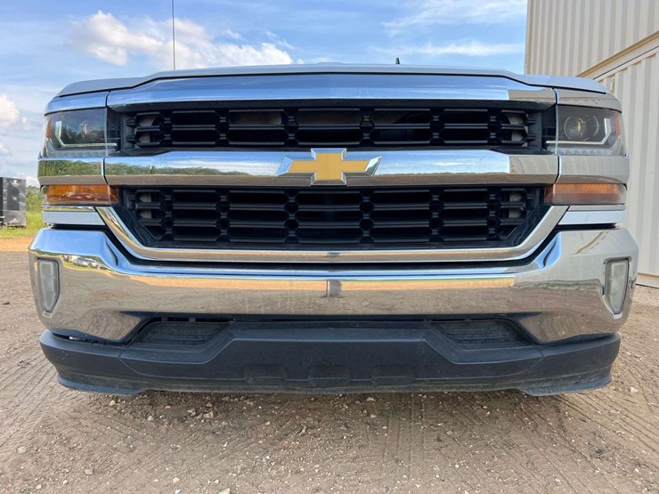 2017-chevrolet-silverado-1500-image-5