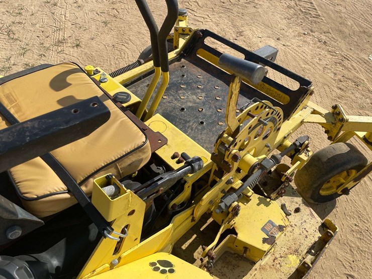 great-dane-52”-zero-turn-mower-(1075-hours)-image-10
