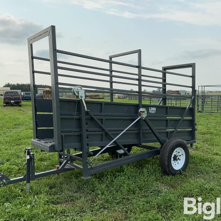 2026 Linn Post And Pipe Portable Loading Chute
