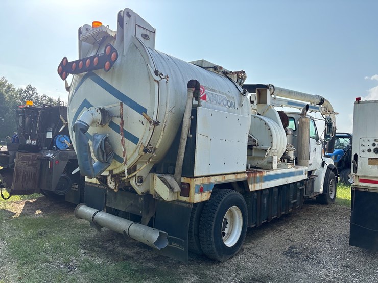 2001-sterling-l7500-image-3