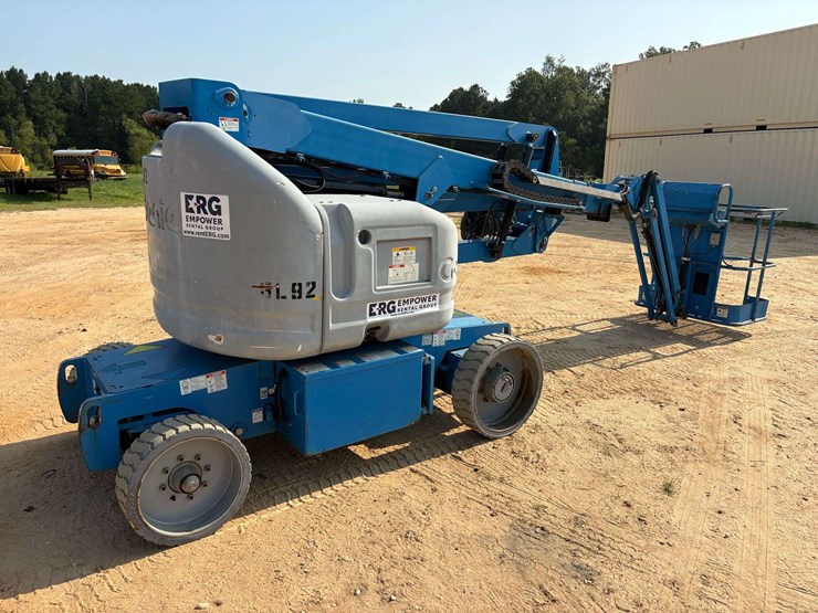 2012-genie-z40/23n-image-3