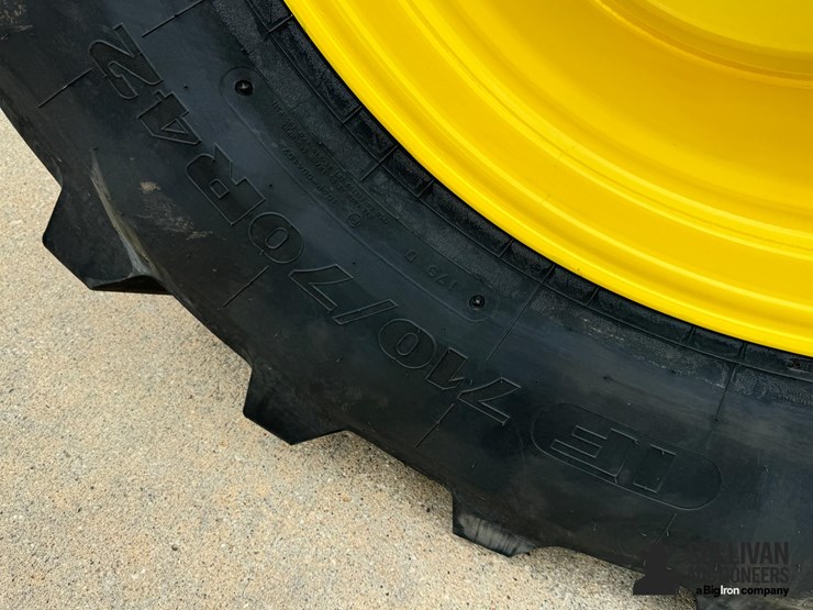 2013-john-deere-9410r-image-15
