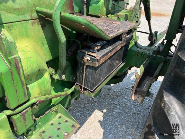 john-deere-4000-image-12
