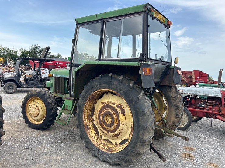 john-deere-2130-image-4