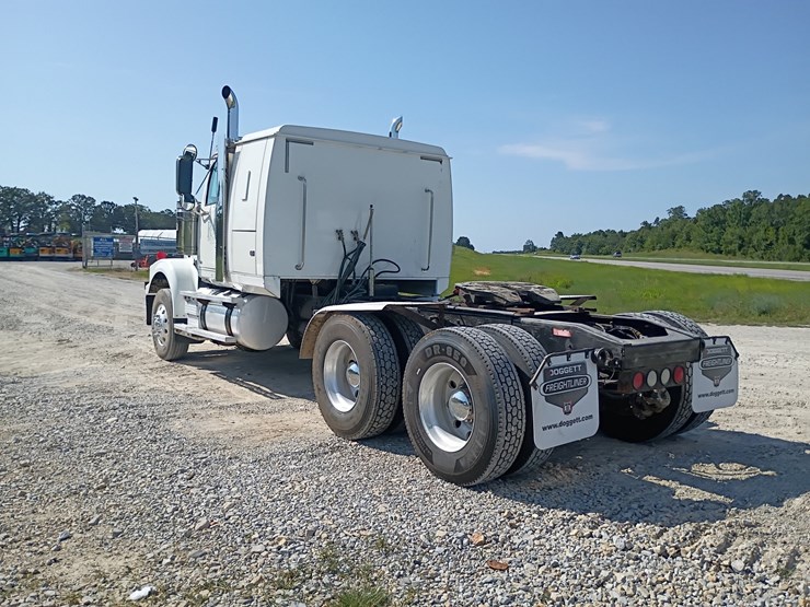 2014-western-star-4900-image-5