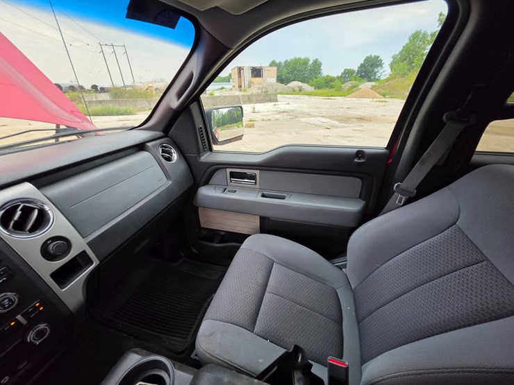 2011-ford-f150-image-30