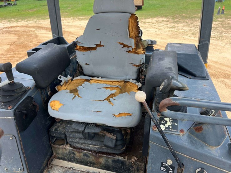 2007-deere-650j-lgp-image-34