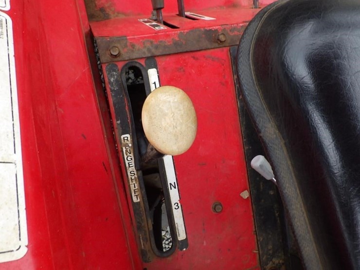 century-3647-tractor-loader-image-30