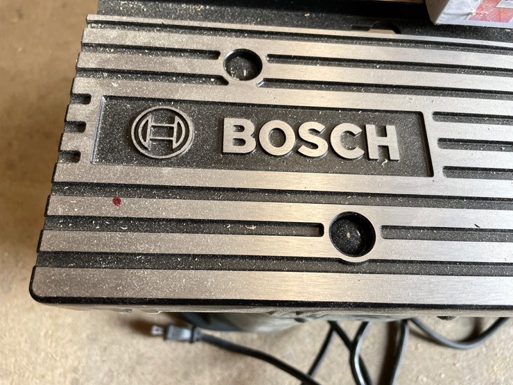 #10120-•-bosch-router-image-9