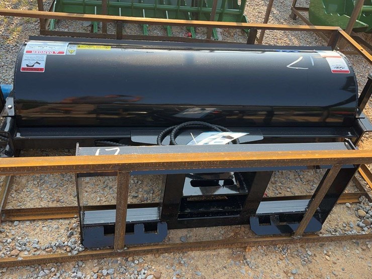 mower-king-skid-steer-angle-broom,-72"-image-4