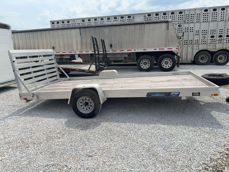 2019-aluma-single-axle-trailer,-w/fold-down-ramp,-wood-floor,-low-use,-model-7814es-w,-from-estate-vin-1ygus1413kb184718-image-4