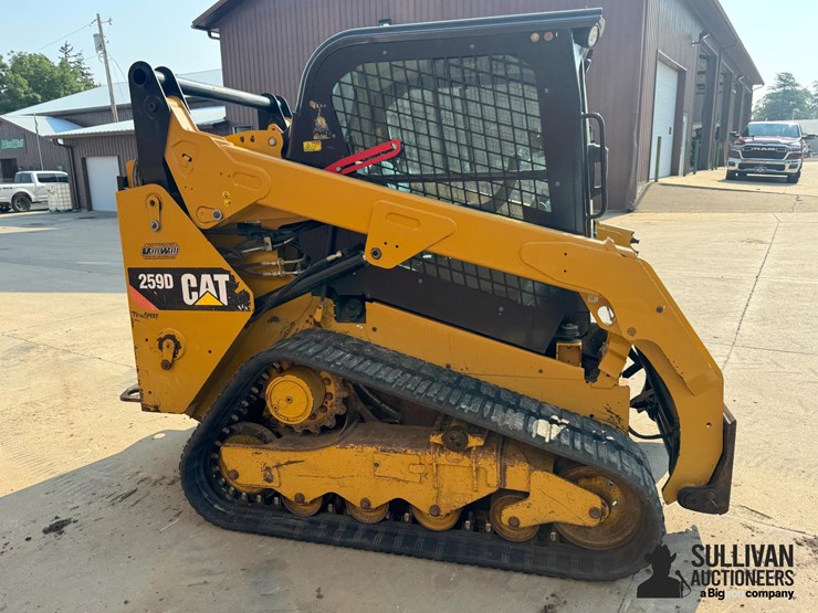2014-caterpillar-259d-image-4