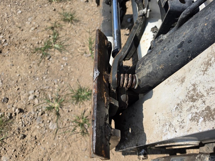 2020-bobcat-t770-image-56