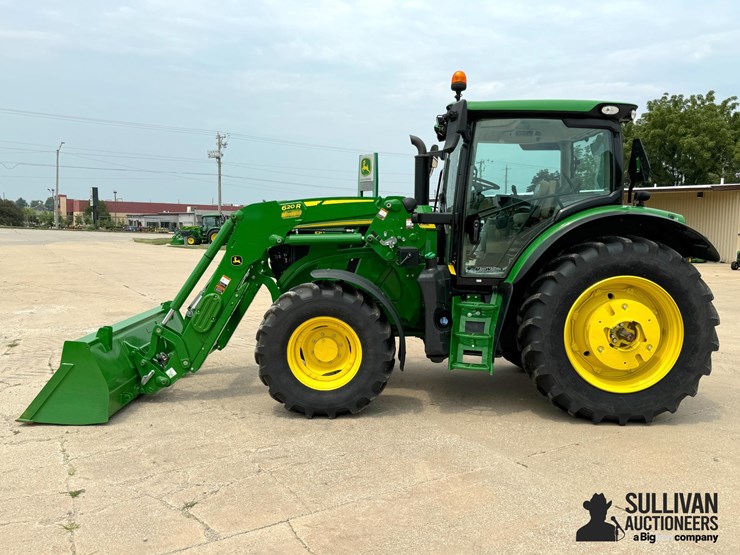 2023-john-deere-6r-140-image-8