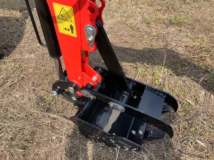 #9726-•-alistair-mini-excavator-me15-image-9