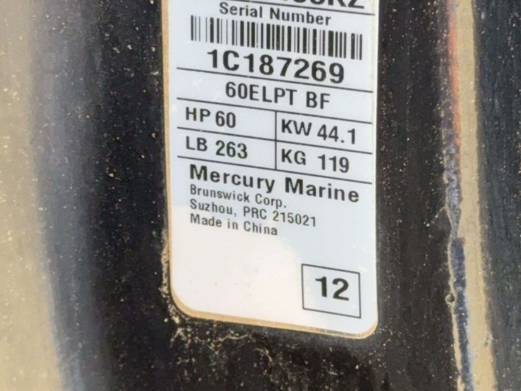 2012-suntracker-24'-dlx-pontoon-boat-(party-barge)-image-9