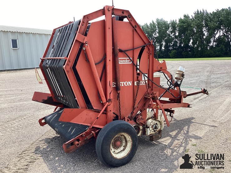 hesston-5600-image-5