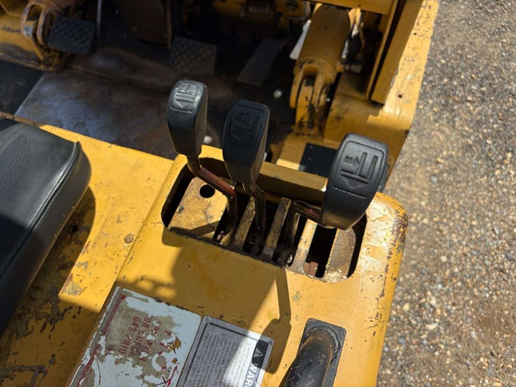 caterpillar-v50d-image-14