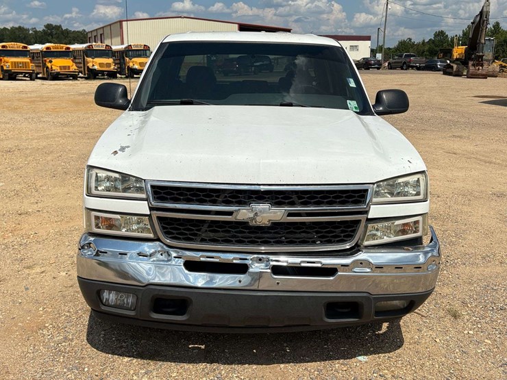 2006-chevrolet-silverado-1500-image-5
