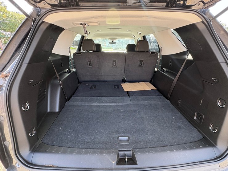 2022-chevrolet-traverse-image-9