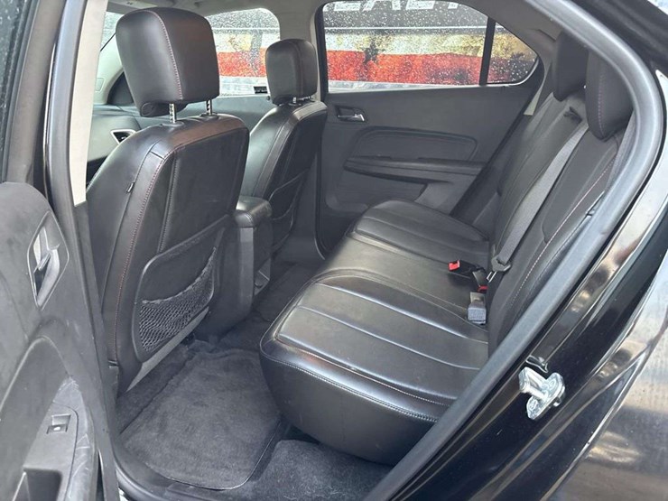 2016-chevrolet-equinox-image-12