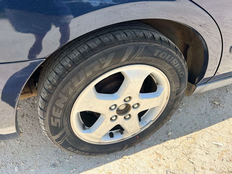 2006-honda-accord-4-door-sedan-(241,528-miles)-image-11