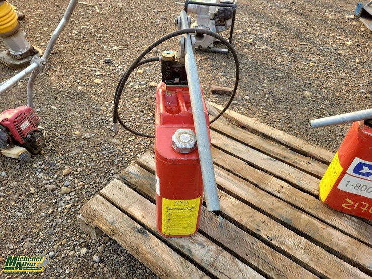 high-pressure-hydraulic-hand-pump-image-2