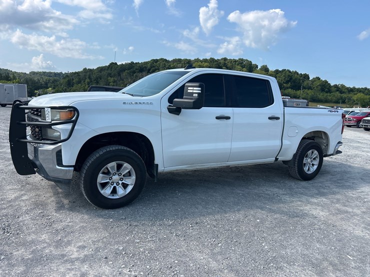 2020-chevrolet-1500-image-5