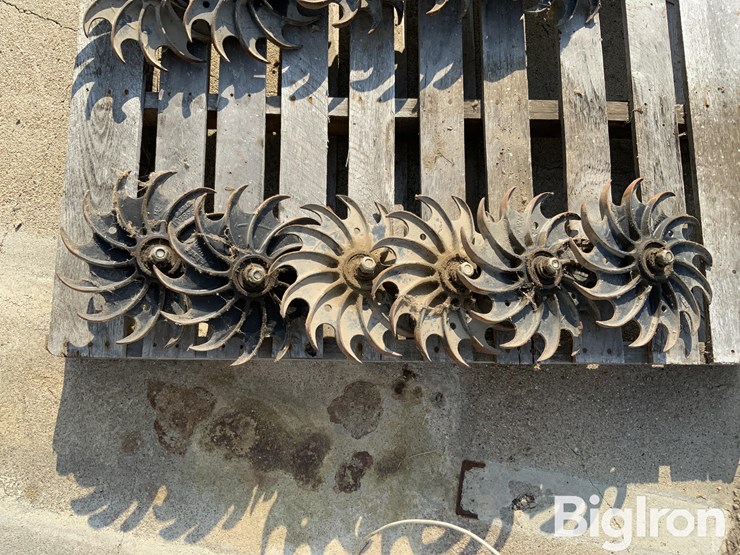 spike-tooth-closing-wheels-image-11