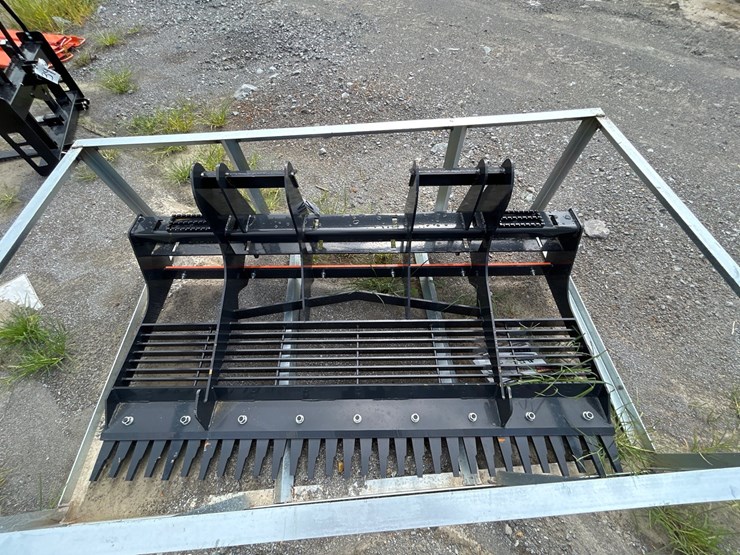 #46-•-78”-skid-steer-land-leveler-image-2
