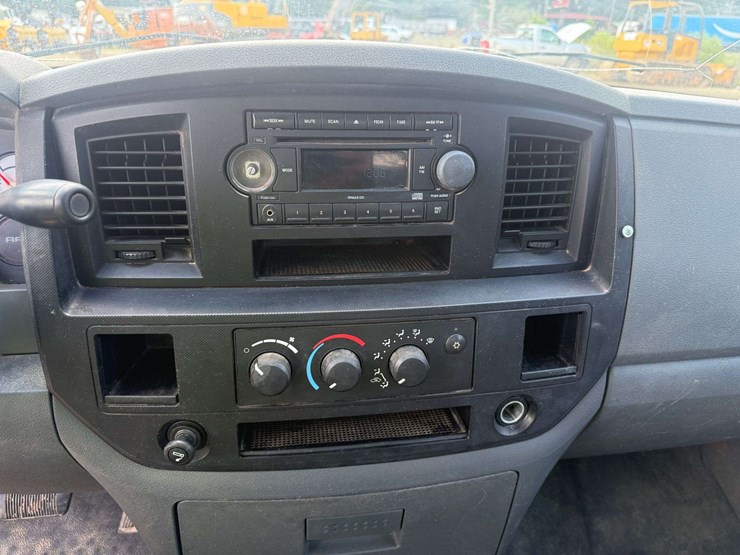 2008-dodge-ram-1500-image-23