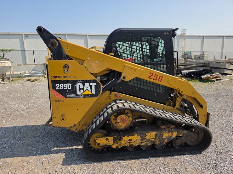2016-caterpillar-289d-image-7