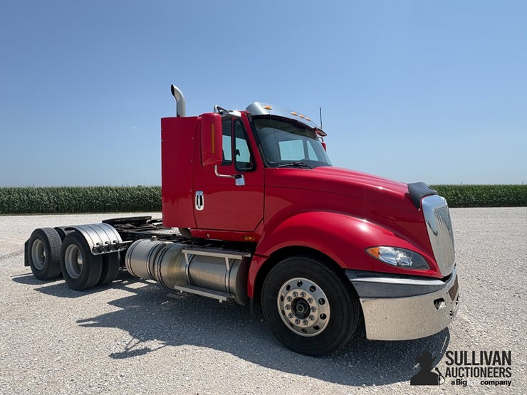 2009-international-prostar-image-3