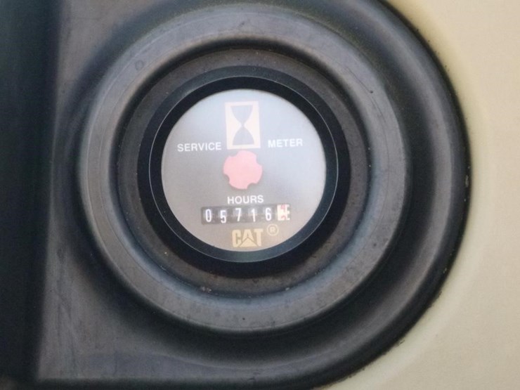 2005-caterpillar-m318c-image-39
