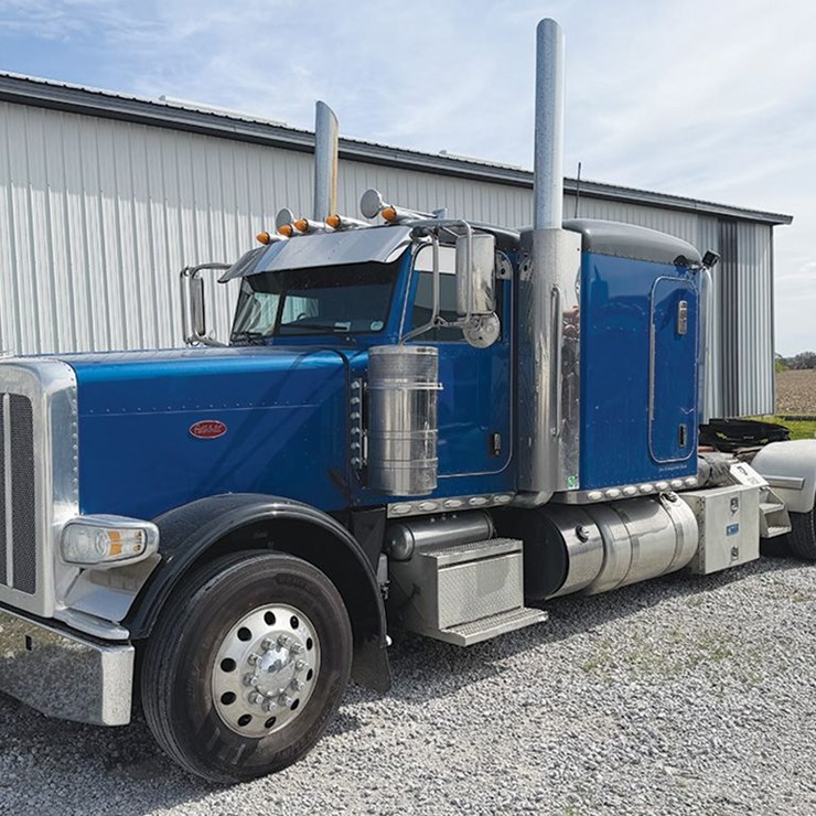 2020 PETERBILT 389