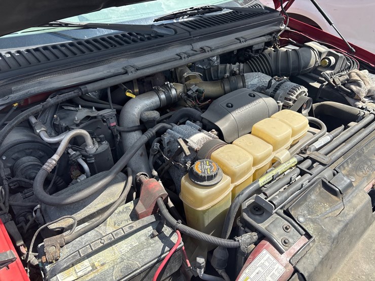 2001-ford-f550-image-15
