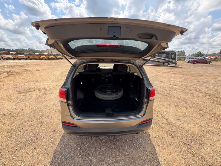 2017-kia-sorento-image-20