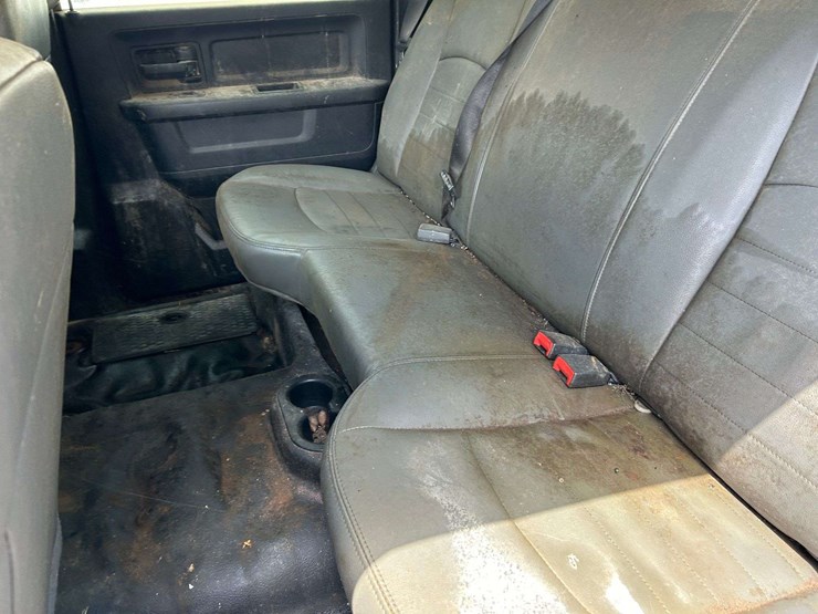 2018-dodge-1500-image-12