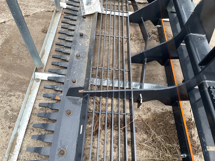 #9795-•-wolverine-skid-steer-land-leveler-attachment-image-9
