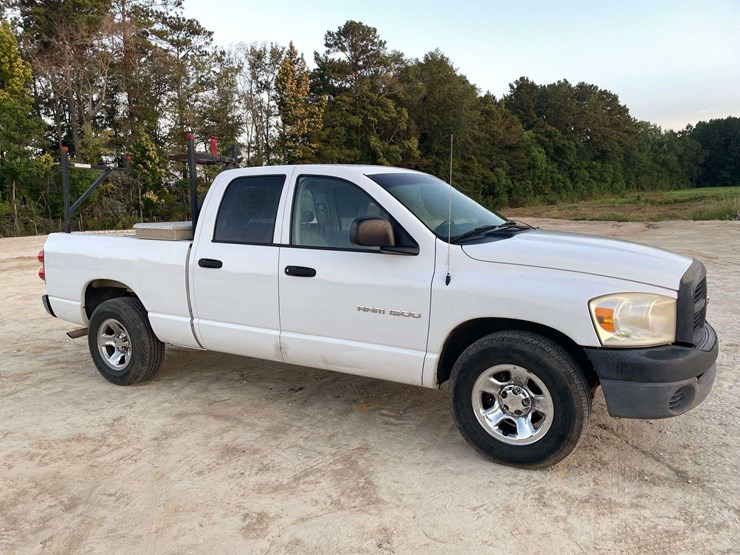 2007-dodge-ram-1500-image-4