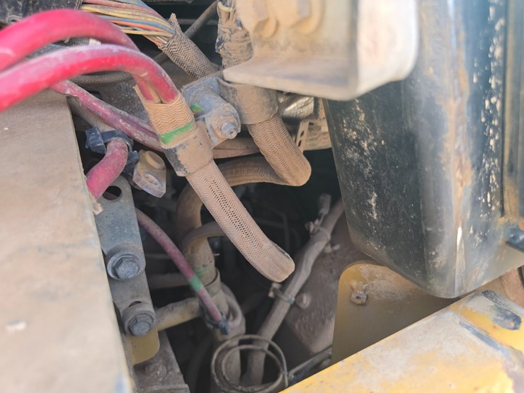 caterpillar-953d-image-83