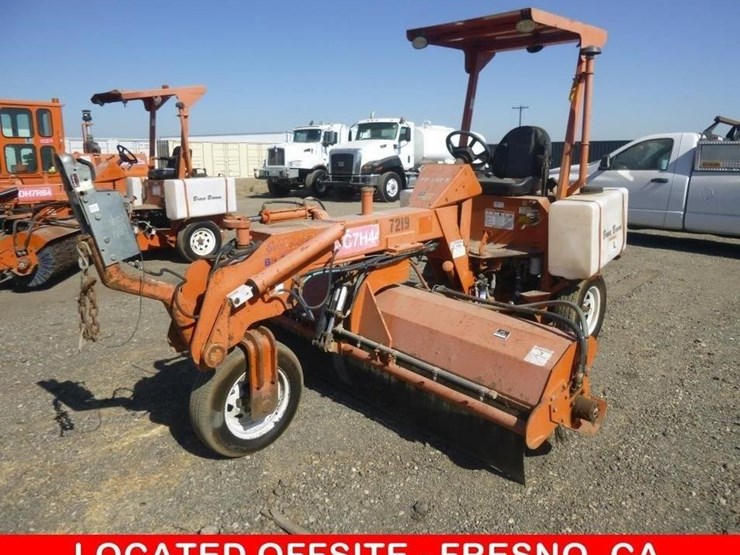 2014-broce-bb250b-image-1