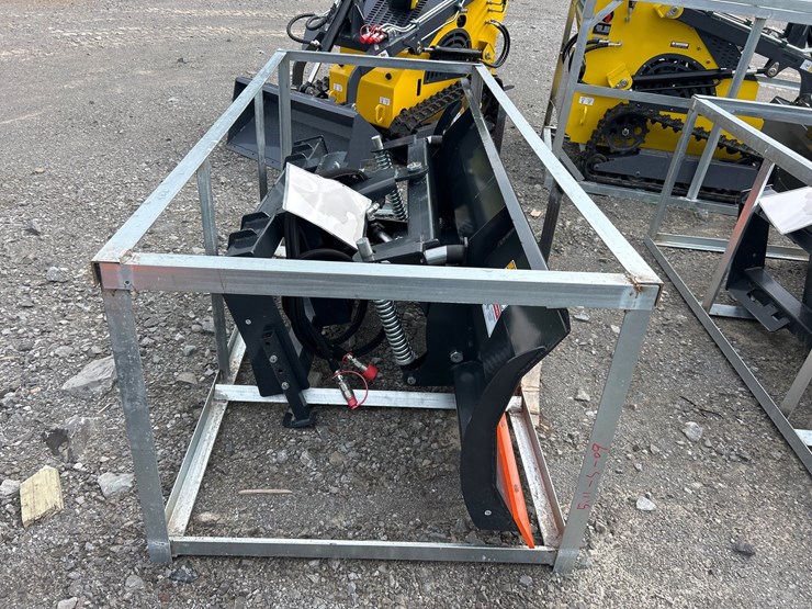 #16-•-84”-hydraulic-skid-steer-blade-image-2