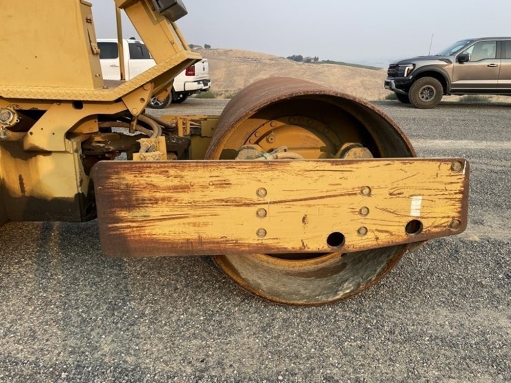 caterpillar-cs-433c-image-11