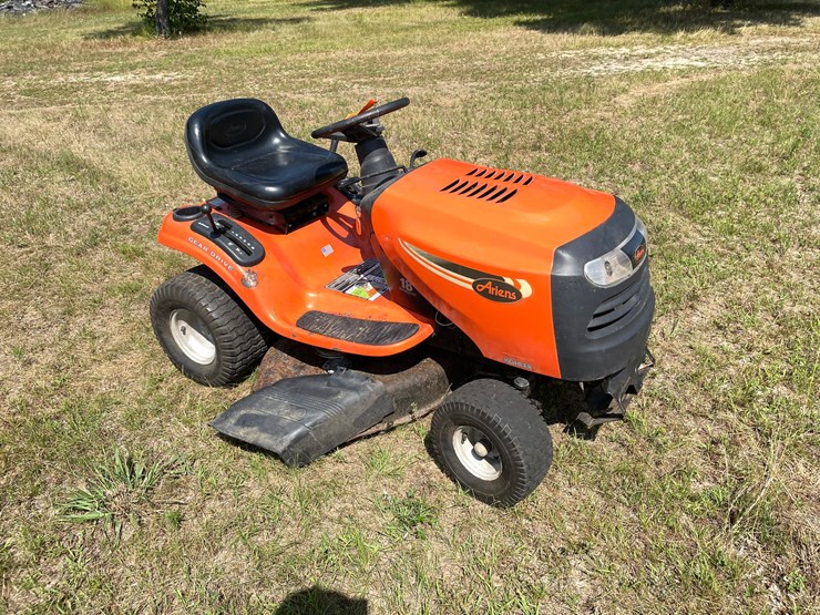 #7977-•-ariens-riding-lawn-mower-image-4