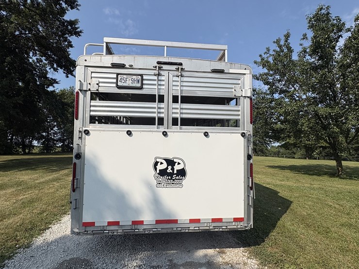 2018-bison-8011ldstlt-stock-combo-living-quarters-trailer-image-11