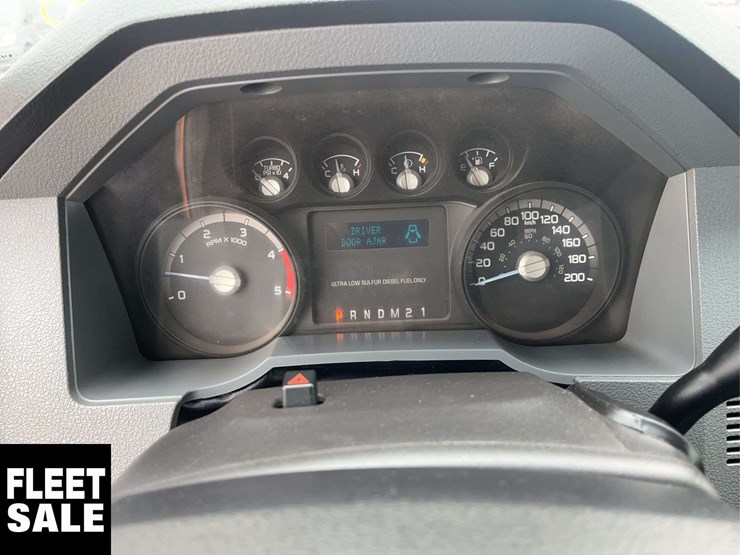 2015-ford-f550-image-15