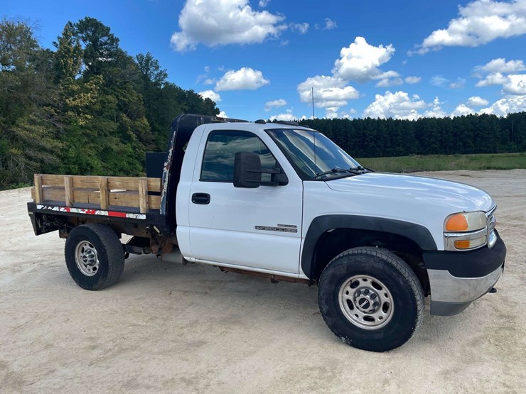 2002-gmc-sierra-2500-image-4